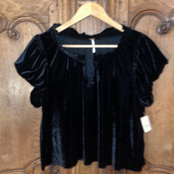 Free People Terese Velvet Ruffled Keyhole Tie Neck Short Puffed Sleeve T… - Picture 8 of 13